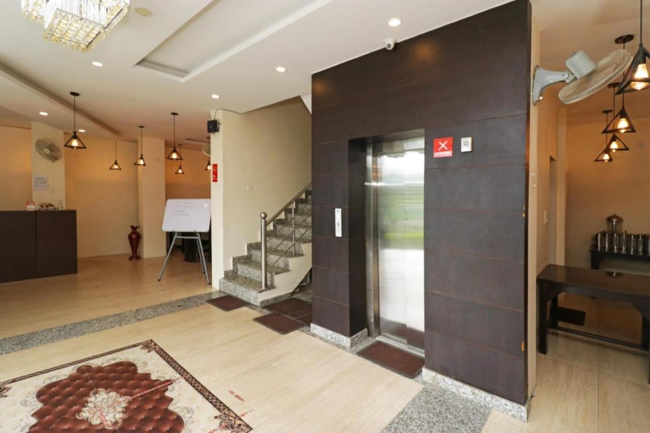 Hotel Mirage Residency - Hill View Hotel In 达兰萨拉 外观 照片